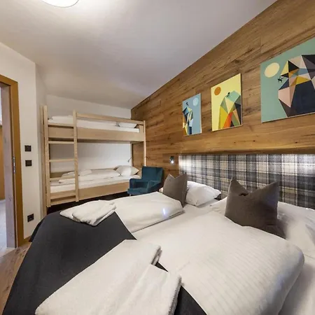 Near Lift With Garden Chalet Neukirchen am Großvenediger