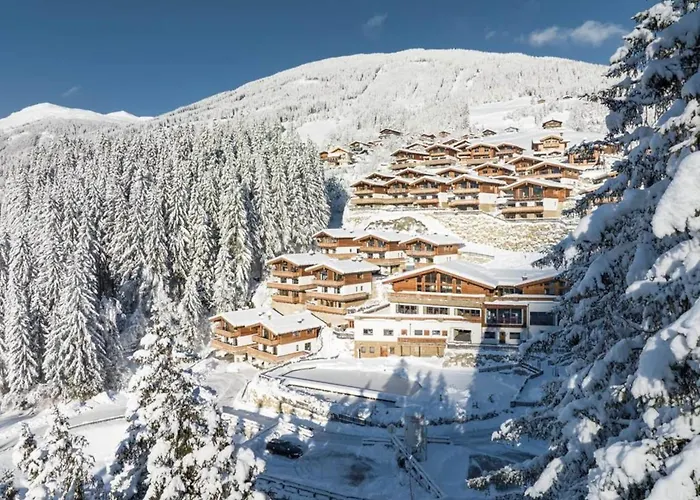 Near Lift With Garden Σαλέ